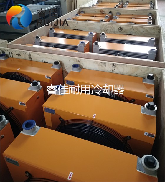 睿佳油冷卻器AH1215