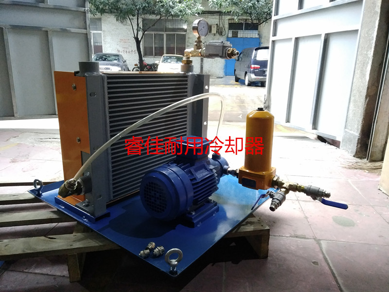 【上?！慷ㄗ鯮J-406獨立循環(huán)油泵風(fēng)冷卻器