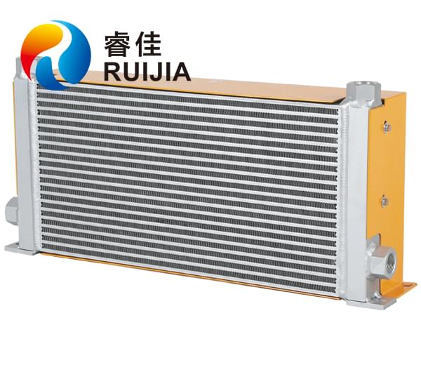 選用耐用睿佳鋁合金<font color='red'>風冷卻器</font> 無懼“烤”驗